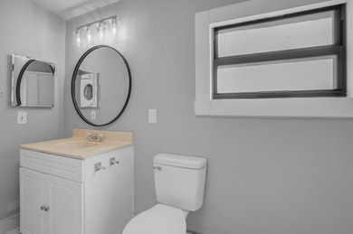 Fully updated 3BR/2BA home in historic North Palm Beach with 1 - photo 25