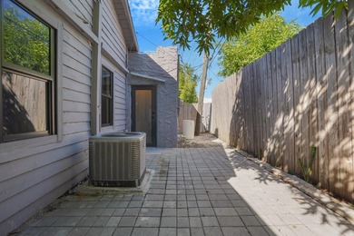 Fully updated 3BR/2BA home in historic North Palm Beach with 1 - photo 28