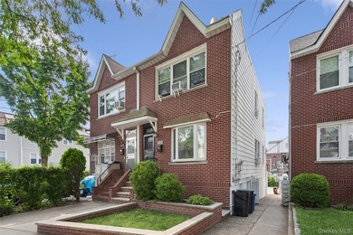 Welcome 3046 Coddington Ave, Bronx NY 10461 beautifully - photo 1