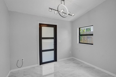 Fully updated 3BR/2BA home in historic North Palm Beach with 1 - photo 32