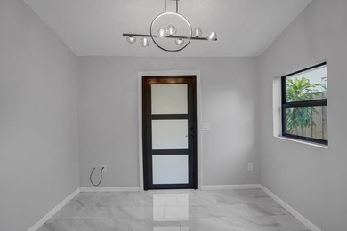 Fully updated 3BR/2BA home in historic North Palm Beach with 1 - photo 33