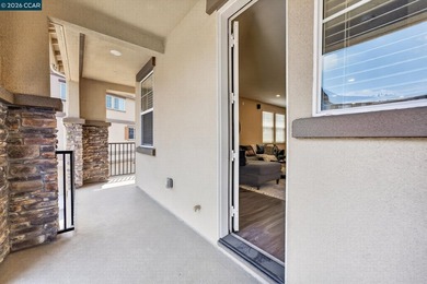 Modern elegance meets everyday comfort in this stunning - photo 36