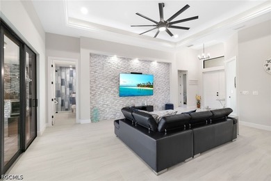 JUST REDUCED!! TURNKEY and appraised higher than the current - photo 6