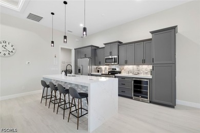 JUST REDUCED!! TURNKEY and appraised higher than the current - photo 8