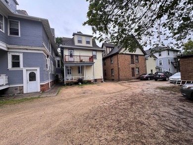4 unit apartment complex located just 2 blocks off Williamson St - photo 3