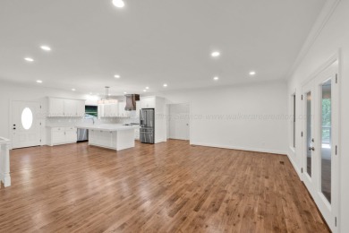 6 bed/4.5 bath newly renovated home in the exclusive, gated Blue - photo 10
