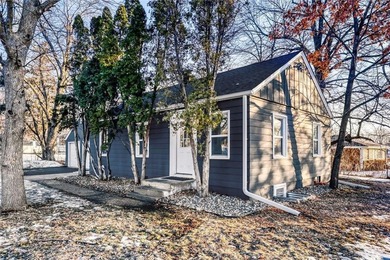 Parkers Lake Home Active Under Contract in Plymouth Minnesota