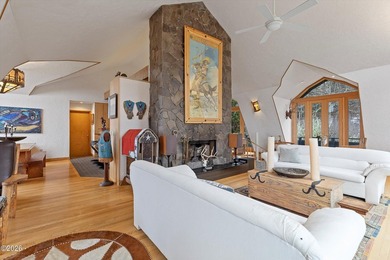 Set above the Pacific with sweeping panoramic ocean views, this - photo 5
