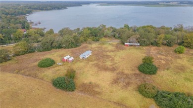 Lake Limestone Lot For Sale in Groesbeck Texas