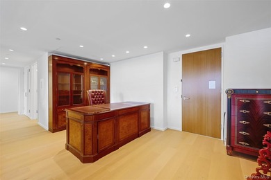 Experience elevated luxury living at One United Nations Park in - photo 2