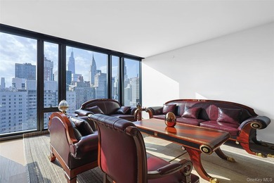 Experience elevated luxury living at One United Nations Park in - photo 8