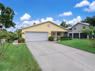 Lake Istokpoga Home For Sale in Lorida Florida