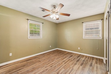 Classic ranch charm meets thoughtful updates in one of Phenix - photo 16