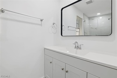 Welcome to your dream home in Cape Coral! This stunning - photo 16