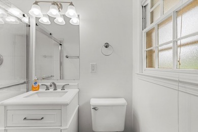 Classic ranch charm meets thoughtful updates in one of Phenix - photo 19