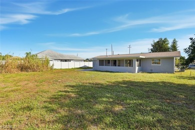 Welcome to your dream home in Cape Coral! This stunning - photo 29