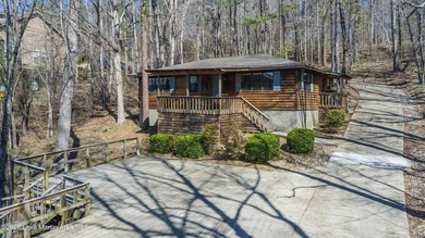 A move-in ready, tranquil lakeside living experience nestled - photo 9