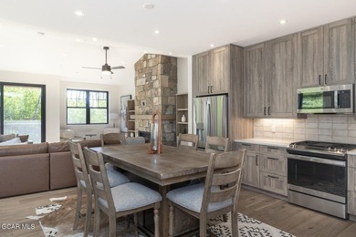 Experience mountain living at its finest in this stunning - photo 7