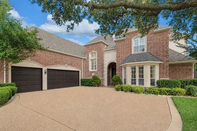 Experience timeless elegance in this exceptional estate located - photo 2