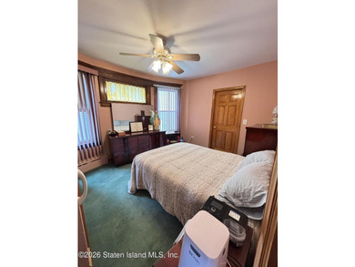 Welcome to 19 Rainbow Ave! Pride of ownership is evident in this - photo 27