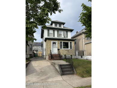 Welcome to 19 Rainbow Ave! Pride of ownership is evident in this - photo 39