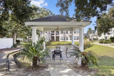 Your Coastal Paradise Awaits. Step into this light and bright - photo 40