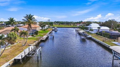 Beautiful waterfront home with spacious newly resurfaced pool - photo 41