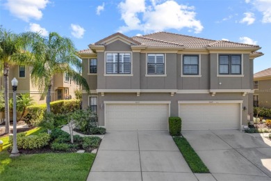 (private lake, pond, creek) Townhome/Townhouse For Sale in Seminole Florida