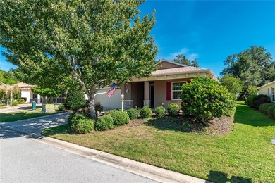 Nestled on a private lot with a beautiful park-like setting - photo 2