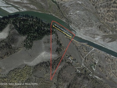 This 17.77 acre Snake River private estate offers a rare - photo 2