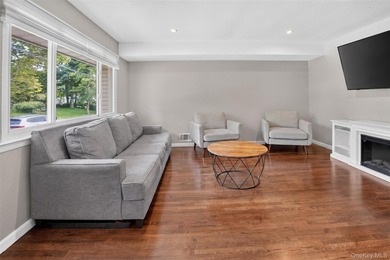 Welcome to 50 Lantern Street, Huntington where thoughtful - photo 8