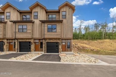 Great 3 Bedroom plus Bonus Bunk Room! This ski-in/ski-out - photo 6