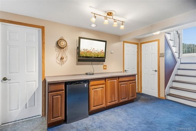Welcome to this spacious wide-line Hi-Ranch offering the perfect - photo 18