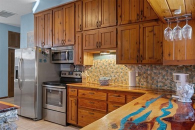 Exceptional Mixed Use Multi-Structure Property Spanning Over 16 - photo 21