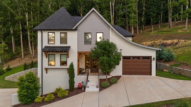 Chickamauga Lake Home For Sale in Harrison Tennessee