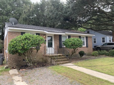 (private lake, pond, coastal) Home Active Under Contract in North Charleston South Carolina