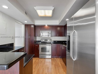 Spacious 1-Bedroom, 1.5-Bath Condo in the Heart of Aventura - photo 5