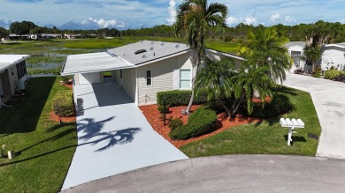 (private lake, pond, creek) Home For Sale in Port Saint Lucie Florida
