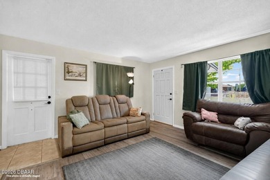 SHORT SALE! Welcome to 1500 Primrose Lane in Daytona Beach a - photo 3