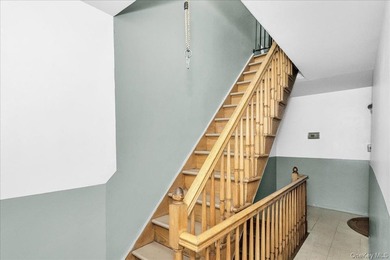 An exceptional Williamsburg corner property brimming with - photo 13