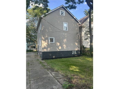 This Stunning Colonial 4 bedroom 1 full and 2 half baths, fenced - photo 3