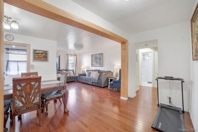 Step into this fully renovated and well-maintained 2-bedroom - photo 4
