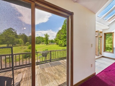 Unlock the potential of this charming lakefront fixer-upper on - photo 14