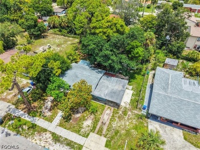 Remodeled Home | 2019 Roof | Modern Kitchen & Bath | No Carpet | - photo 4