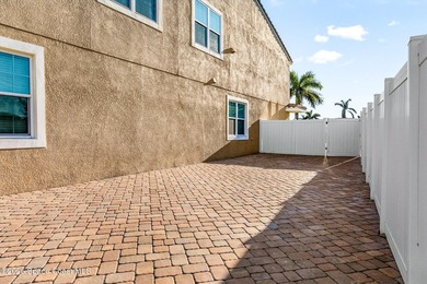 This is TURN KEY Florida living at it's finest in this end unit - photo 41
