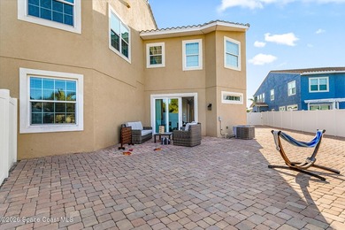 This is TURN KEY Florida living at it's finest in this end unit - photo 42