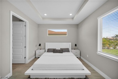 Amazing waterfront contemporary brand . You will not find - photo 8