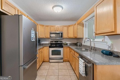 Welcome to easy coastal living in this beautifully maintained - photo 14