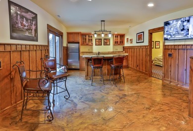 Welcome to 124 Blackhawk Trace a custom-built contractor owned - photo 15