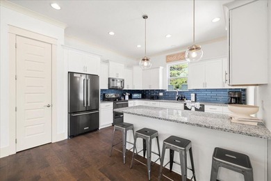 150K+ IN RENTAL! WOW! Built with both guests and owners in mind - photo 16